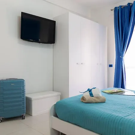 Marle Bed & Breakfast 4*